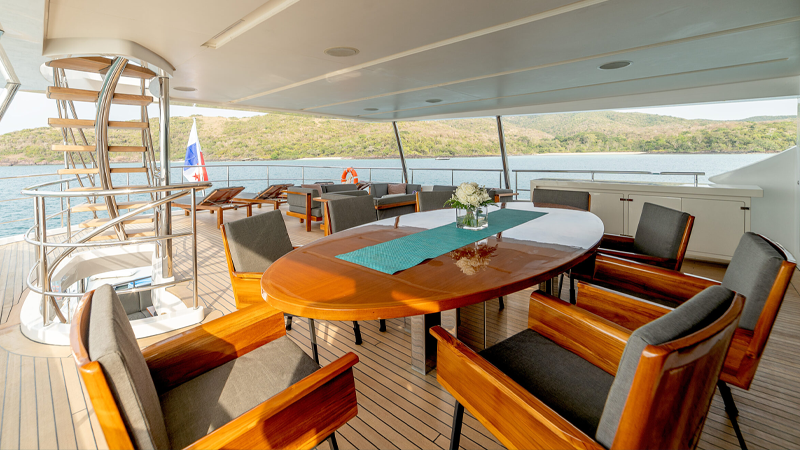 pattaya-yacht-booking-poseidon01