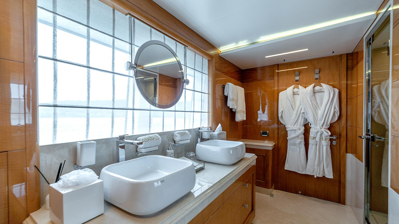 pattaya-yacht-booking-poseidon05