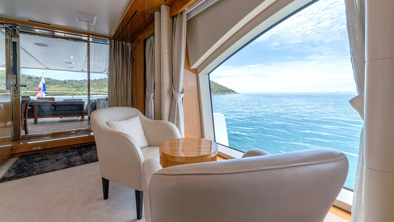 pattaya-yacht-booking-poseidon07