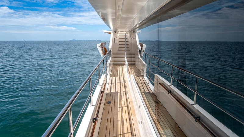 pattaya-yacht-booking-poseidon17