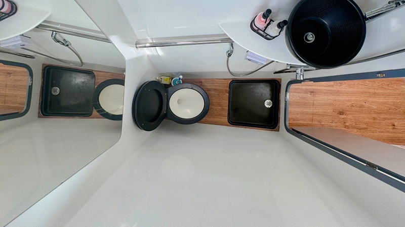 Yacht-booking-bonivia05