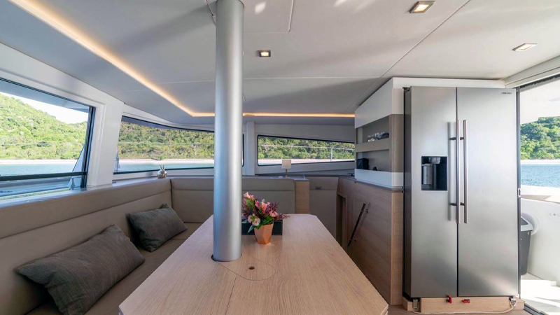 pattaya-yacht-booking-bali07