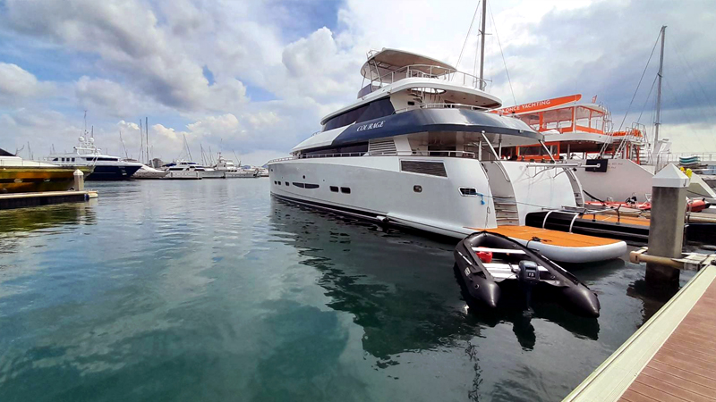 pattaya-yacht-booking-courage08